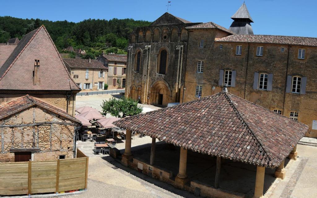Bed and Breakfast Les Songes De L'Abbaye Cadouin Camera foto