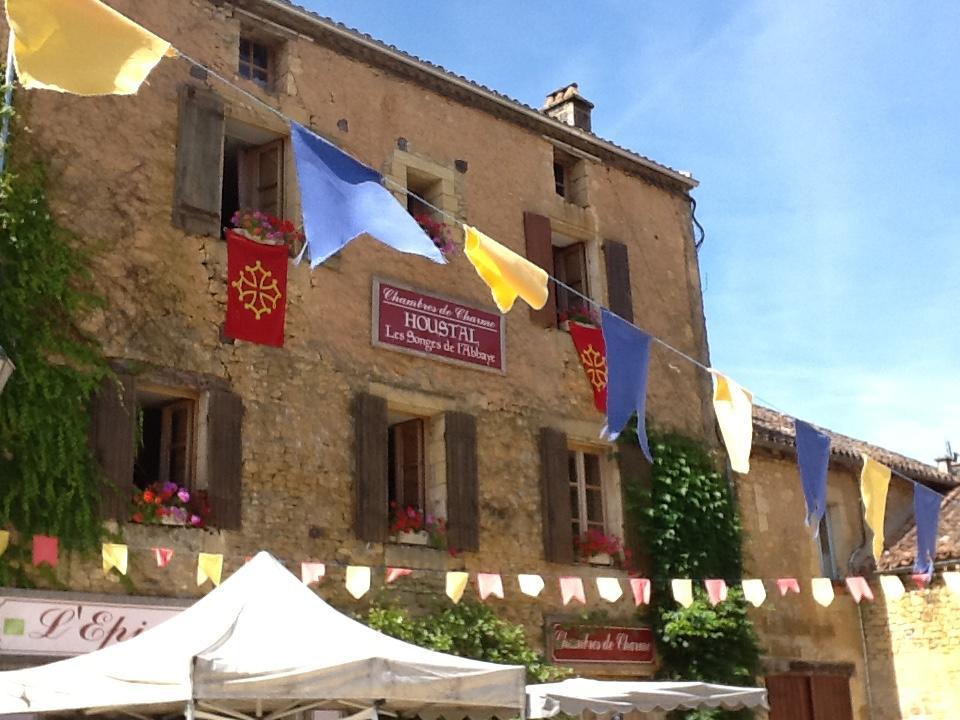 Bed and Breakfast Les Songes De L'Abbaye Cadouin Esterno foto